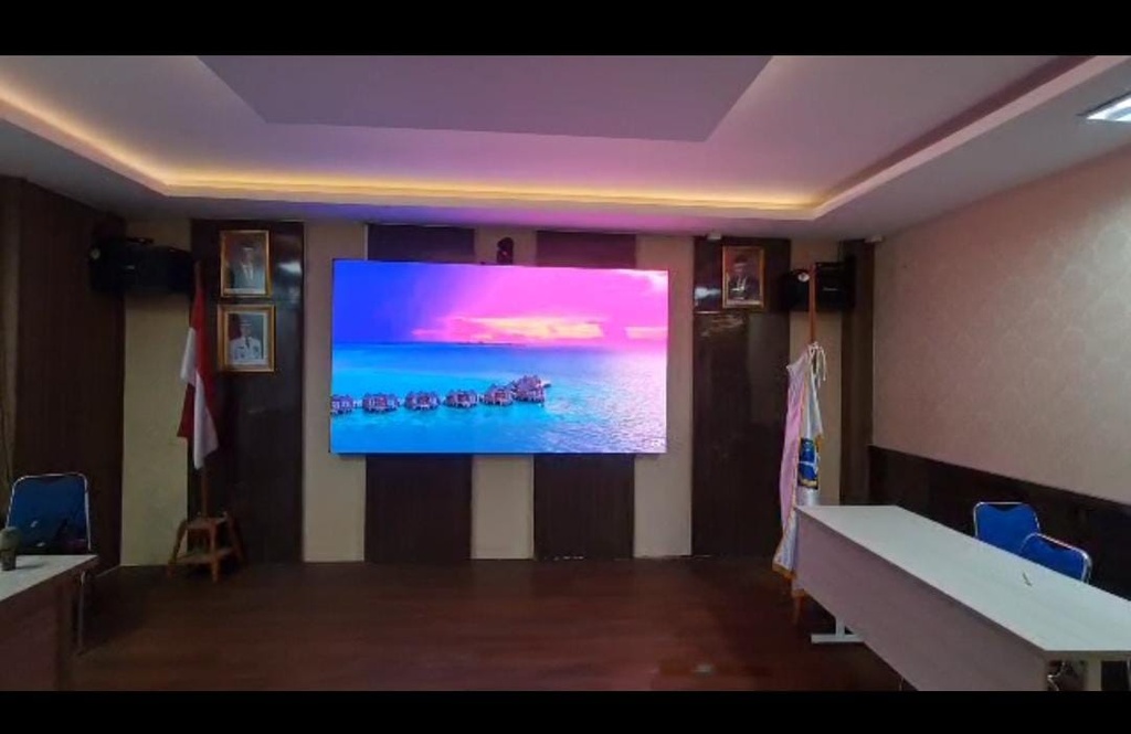 LED Videotron Lampro P2.5 Indoor 7680Hz uk. 768 cm x 432 cm